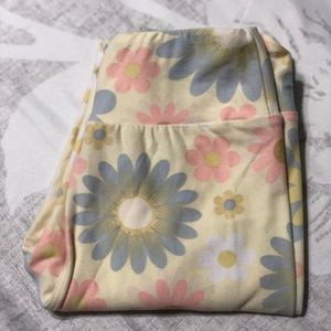 {LuLaRoe TWEEN leggings}